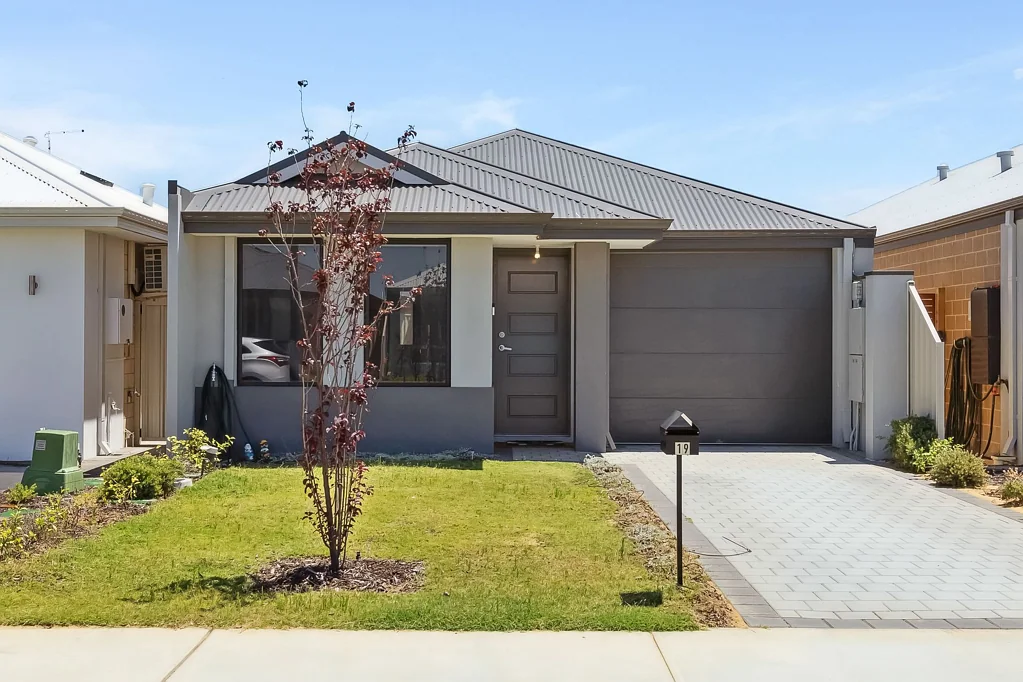 19 Grafton Way, Hilbert, WA 6112