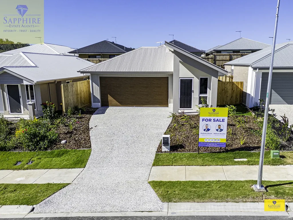 White Rock 3غرفة نوم Brand New Home in the Heart of White Rock