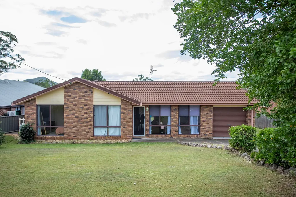 25 Belbourie Street, Wingham, NSW 2429