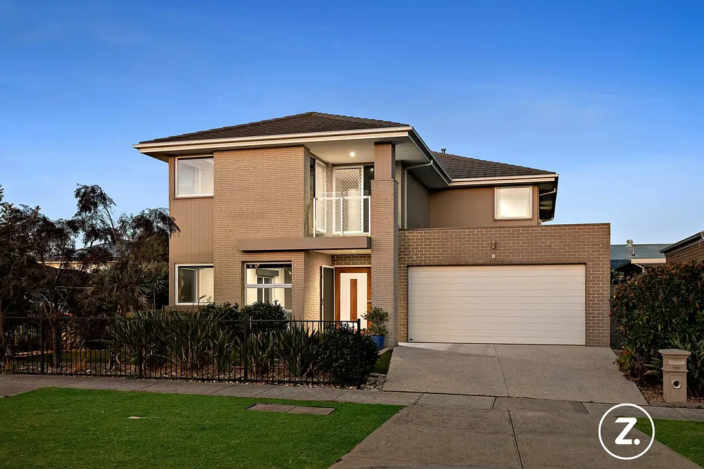 8 Torney Street, Cranbourne East, VIC 3977
