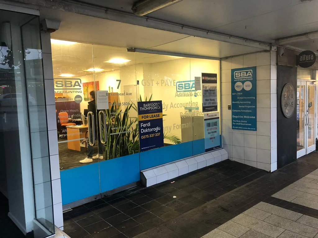 Birkenhead PRIME RETAIL UNIT FOR LEASE IN BIRKENHEAD