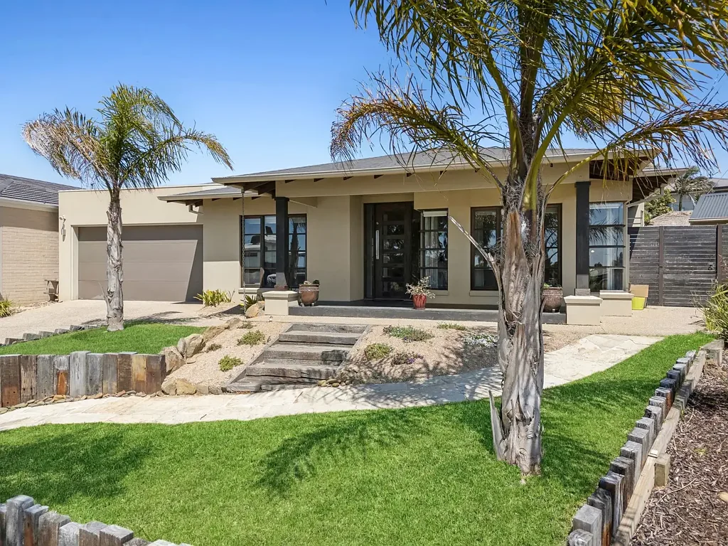 197 Fischer St, Torquay, VIC 3228