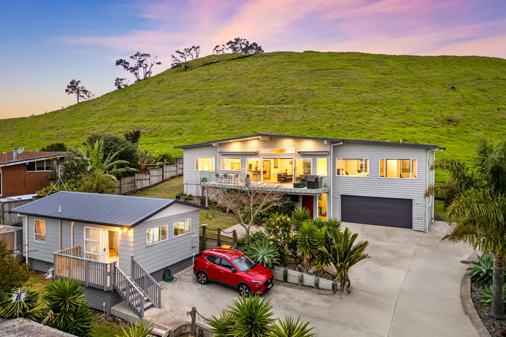 57 Taylor Road, Mangere Bridge, Manukau City, Auckland