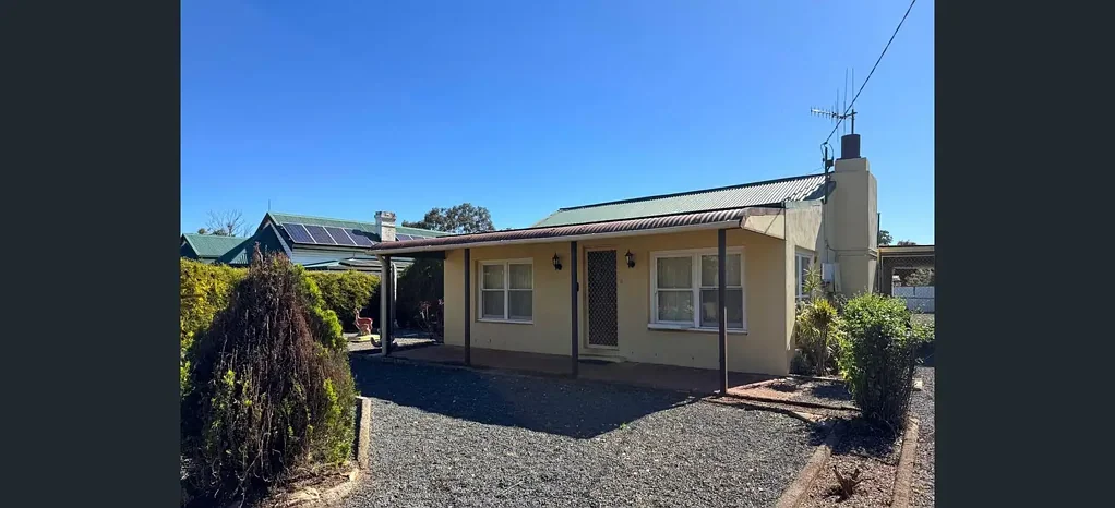 Charming Family Home in a Convenient Cobar Location
