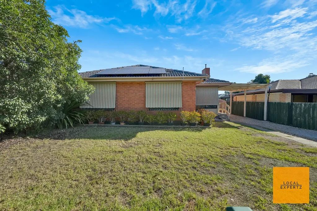 Family home in the heart on Melton South !