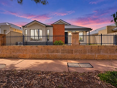 Caversham 4 Bedroom Modern Family Comfort in a Convenient Caversham Location