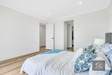 18 Kingfisher Drive, Riverlea Park, SA 5120, 4 Bedrooms, 2 Bathrooms, House