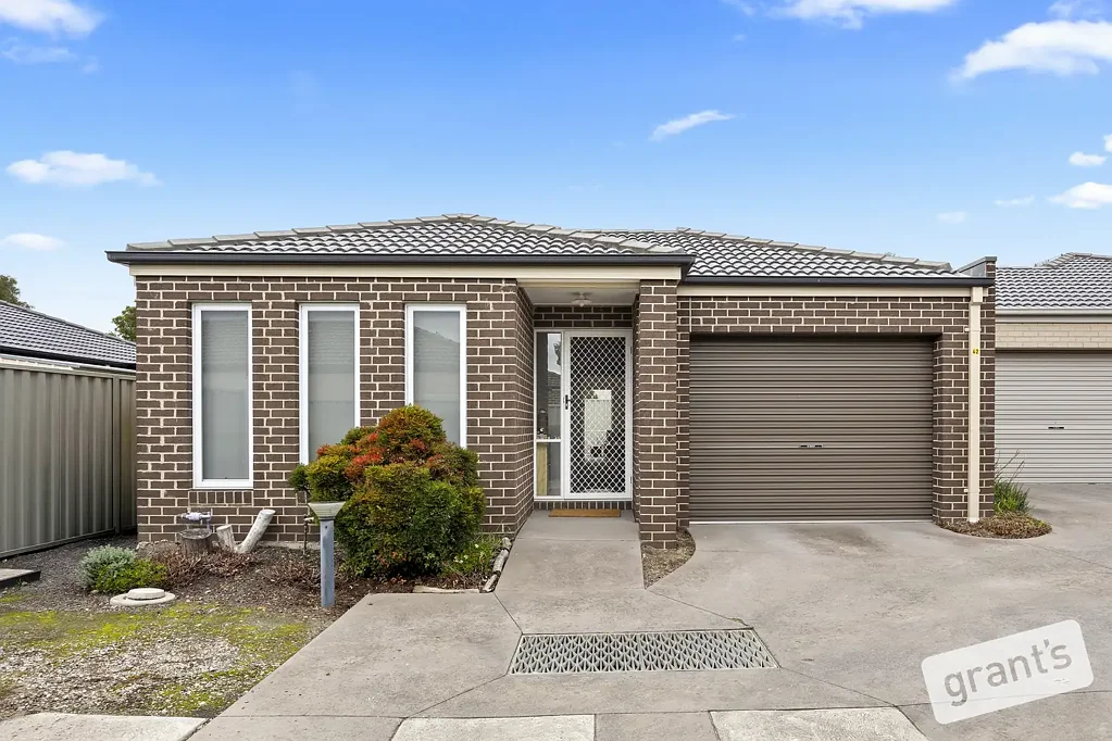 Cranbourne North 2 Slaapkamer Modern, Low-Maintenance Living