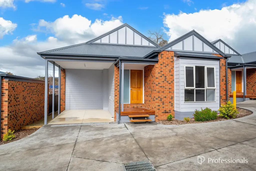 Yarra Junction 2 Bedroom WALK EVERWHERE- BRAND NEW HOME IN CENTRAL YARRA JUNCTION