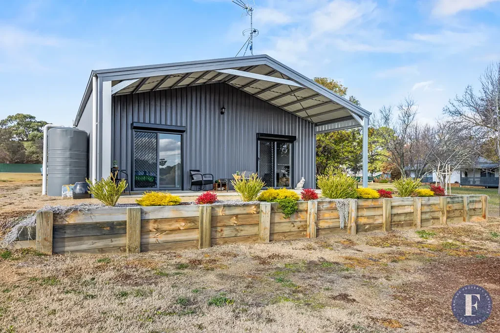 Boorowa 2 Bedroom Shed Meets Style – A Unique Country Escape with Endless Potential
