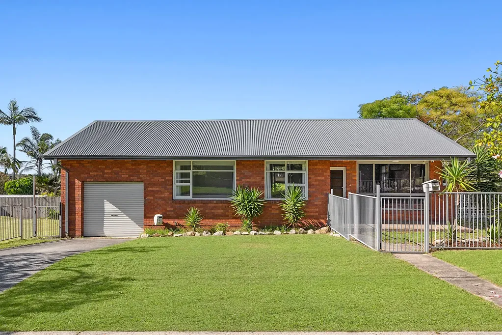 8 Maxwell Parade, Frenchs Forest, NSW 2086