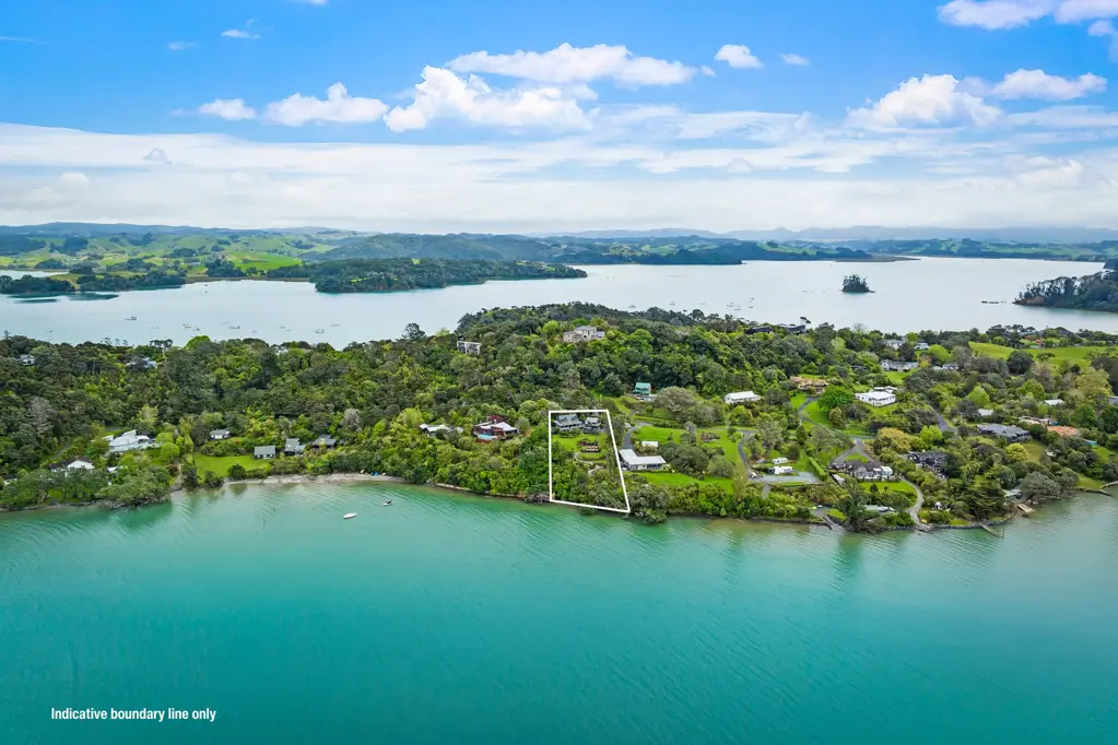 Mahurangi East 5Moenga 2 Homes - Self-Sufficient Waterfront Lifestyle