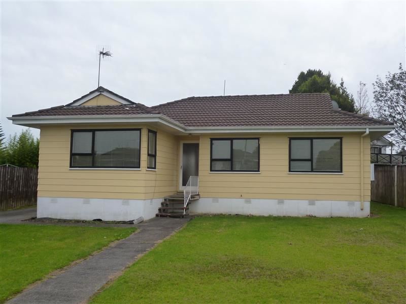 11 Southview Place, Wattle Downs, Auckland - Manukau, 3部屋, 1バスルーム