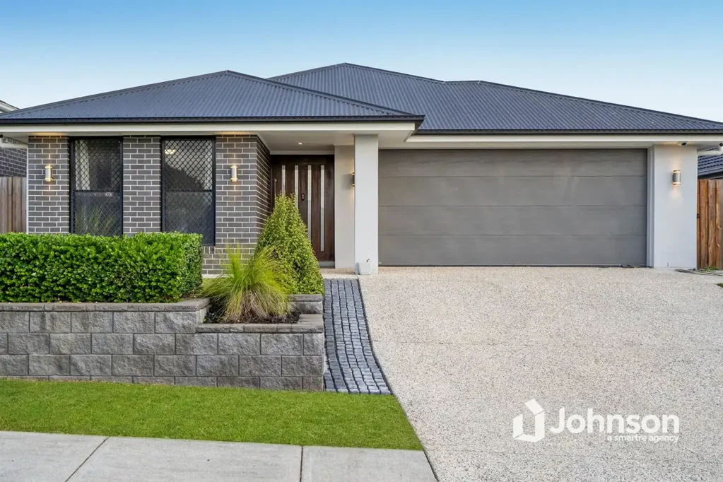 16 Mount Greville Way, Park Ridge, QLD 4125
