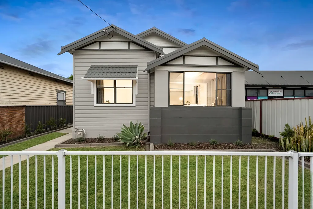 135 Brunker Road, Adamstown, NSW 2289