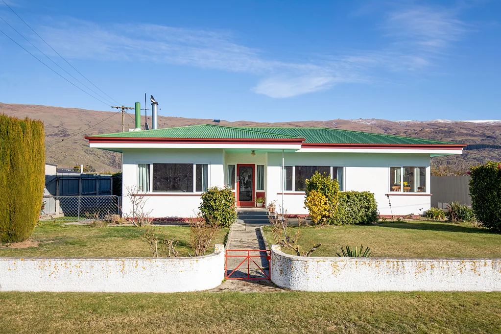 Roxburgh 3房  Charming Home with Sleepout