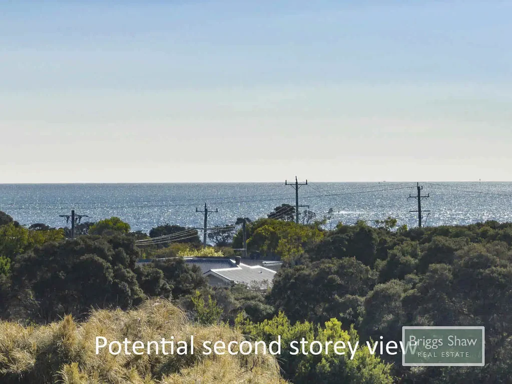 Blairgowrie Stunning Bay Views Await: A Unique Opportunity in Blairgowrie