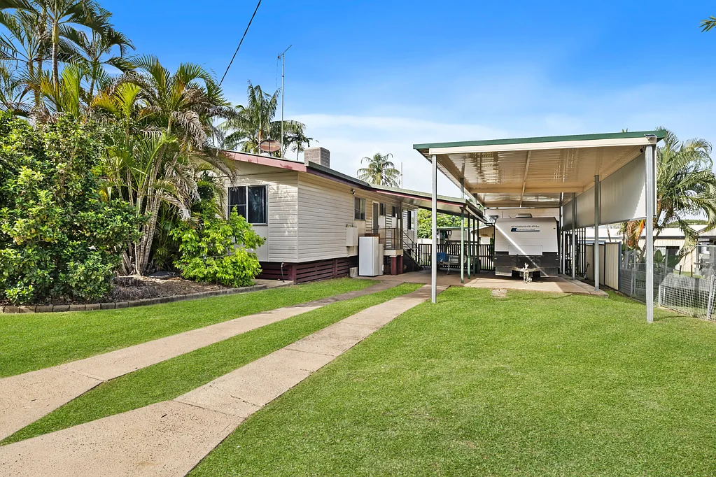 59 Nott Street, Moura, QLD 4718