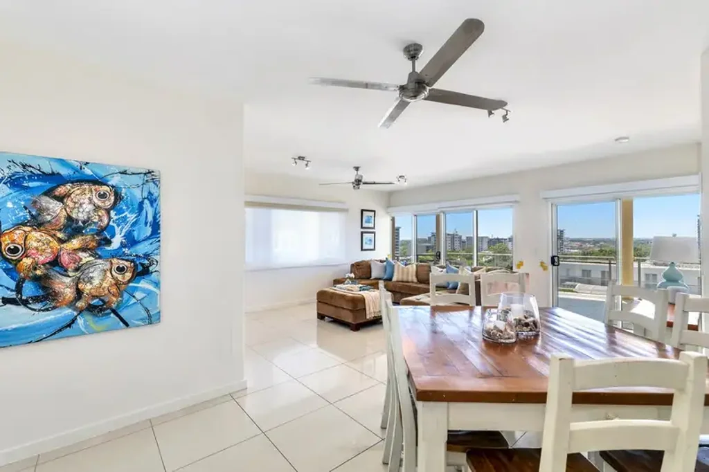 Top Floor Living! Fully Furnished!