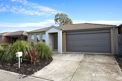 49 Pommel Street, Pakenham, VIC 3810, 4 Bedrooms, 2 Bathrooms, House