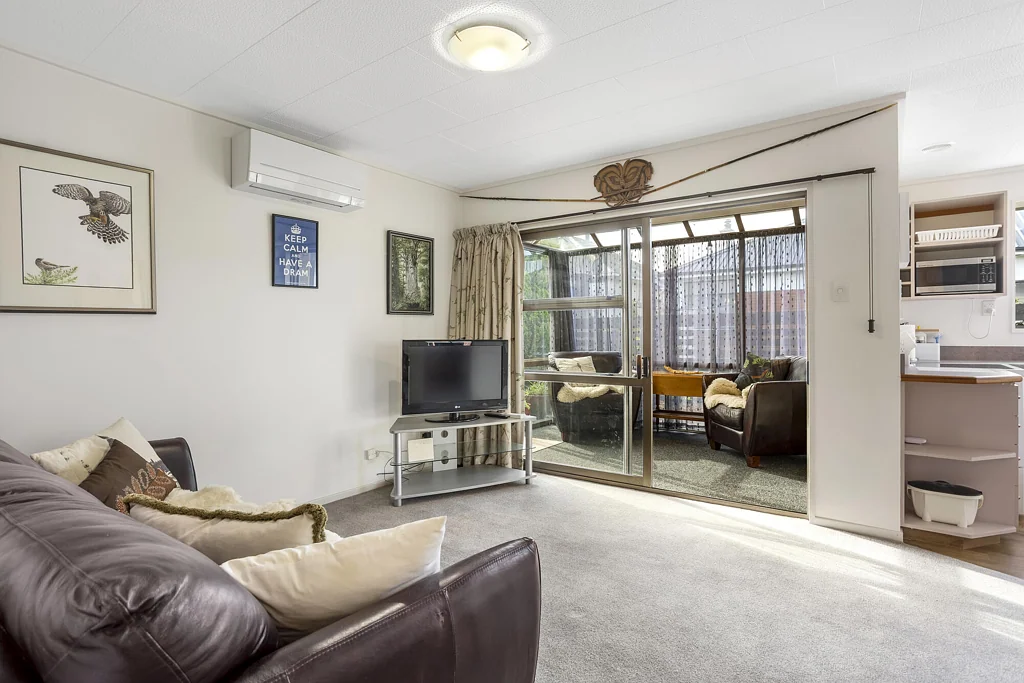Saint Kilda 2房  Motivated seller and ready to move in