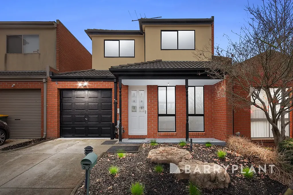St Albans 3غرفة نوم Immaculately Maintained Family Home in a Convenient Location