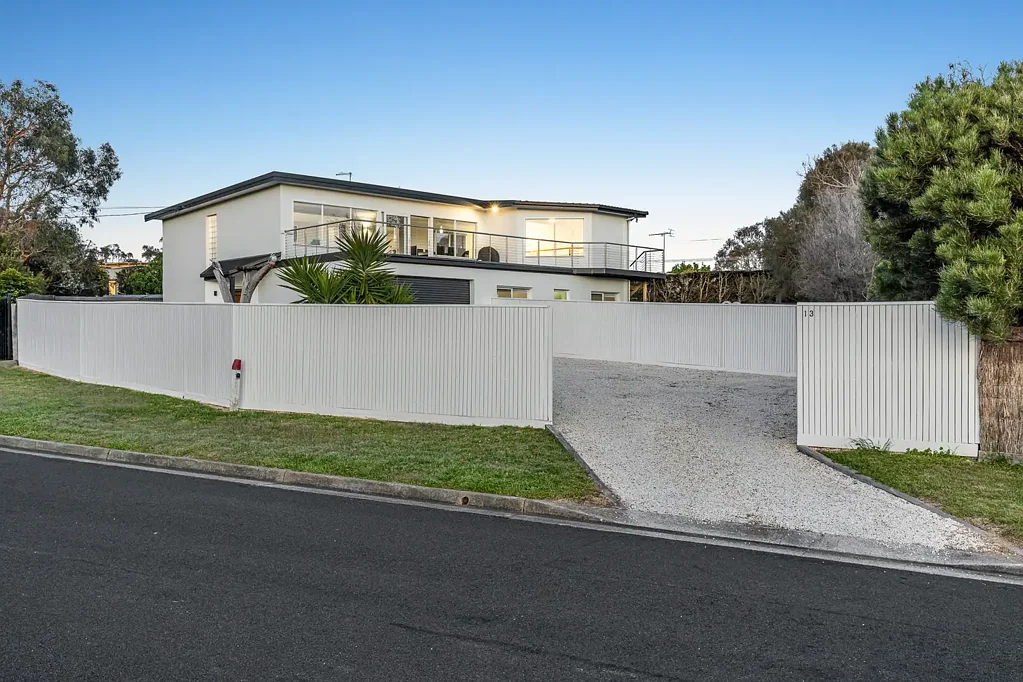 13 Clifton Court, Somers, VIC 3927