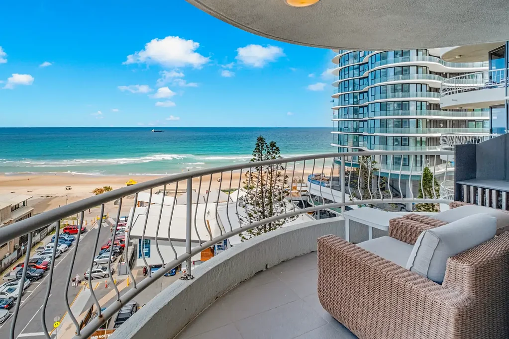 Surfers Paradise 2部屋 148sqm Apartment! NEVER TO BE BUILT OUT! Cutting-edge trophy designer haven with knockout views
