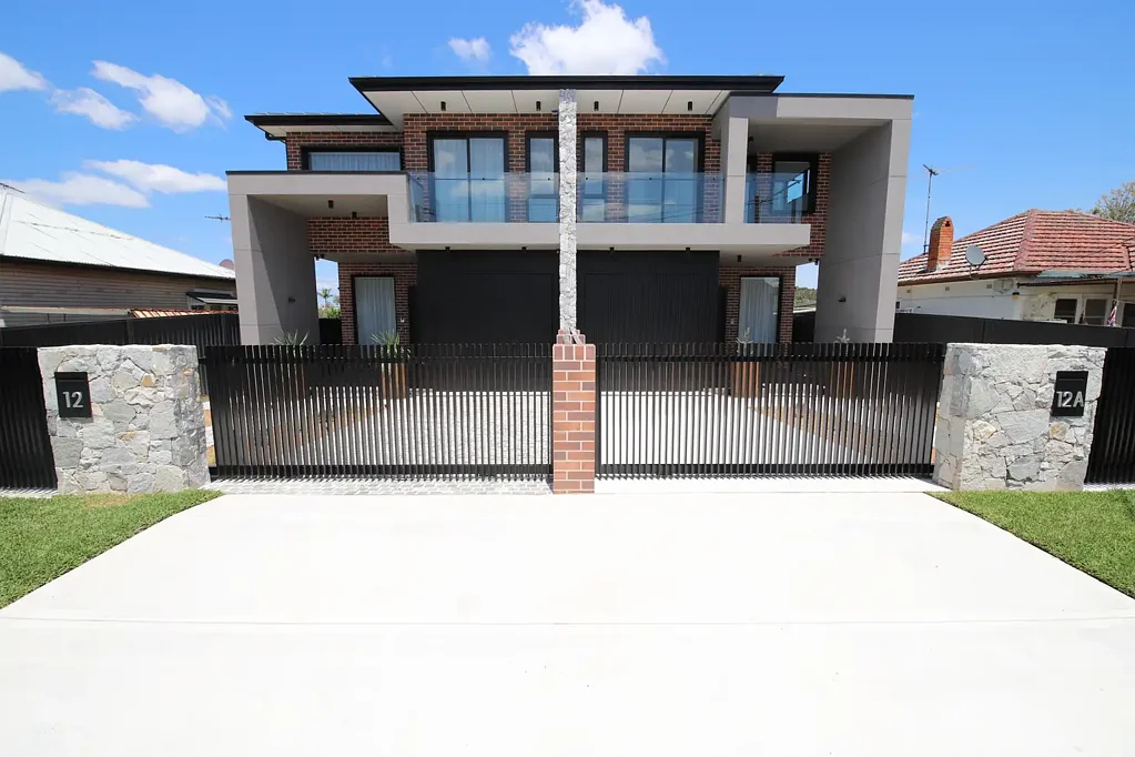 Luxury Near New Four Bedroom Duplex