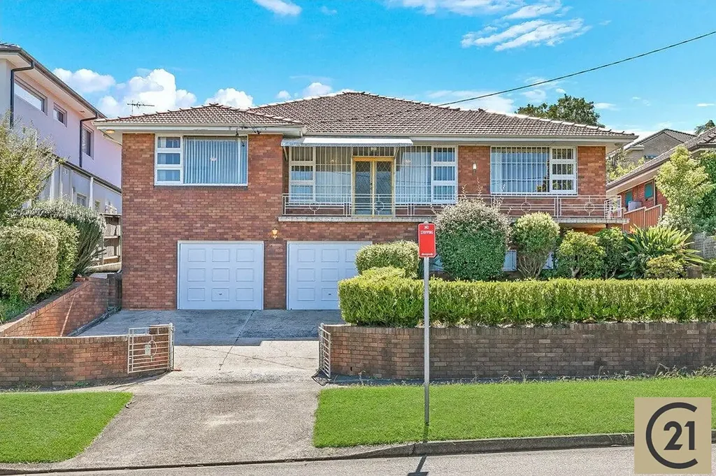 Spacious family home!!