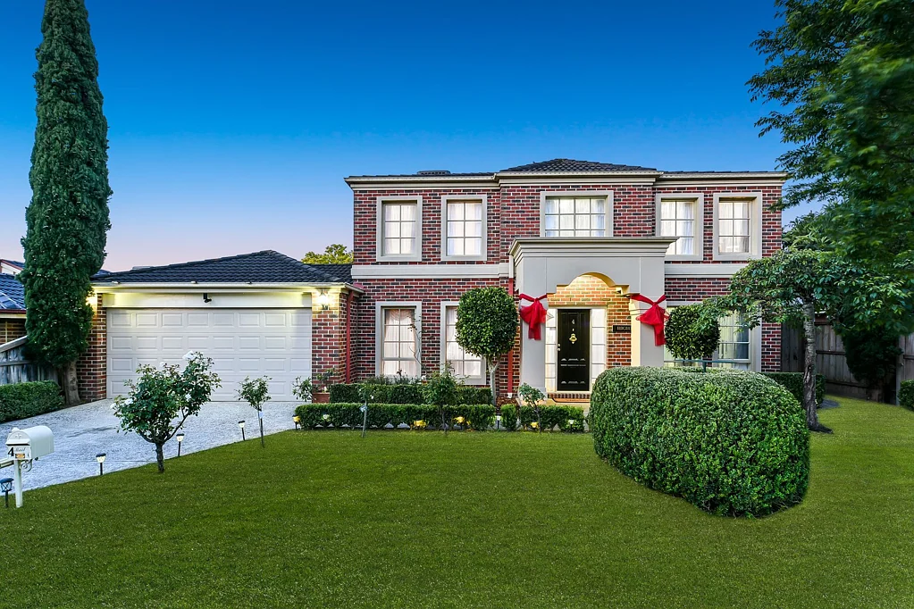 4 Edgbaston Circuit, Berwick, VIC 3806