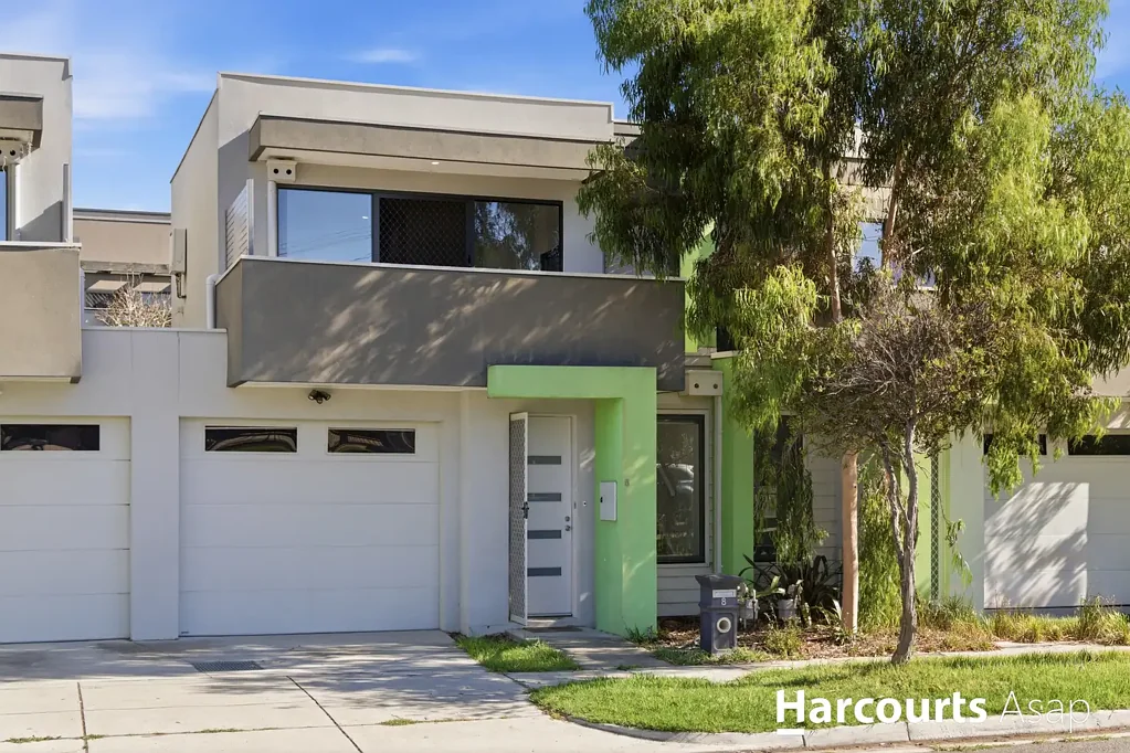 Dandenong 2Zimmer Stylish, Light-Filled Living in a Prime Dandenong Location