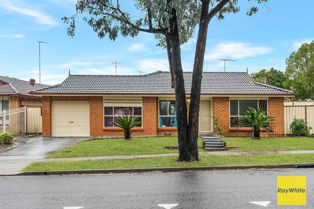 Hinchinbrook 3Kwarto Perfect Corner Block Home in a Prime Family Location