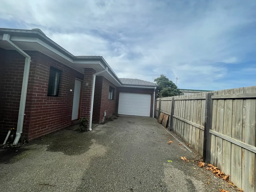 This modern and low maintenance property is the ultimate home!