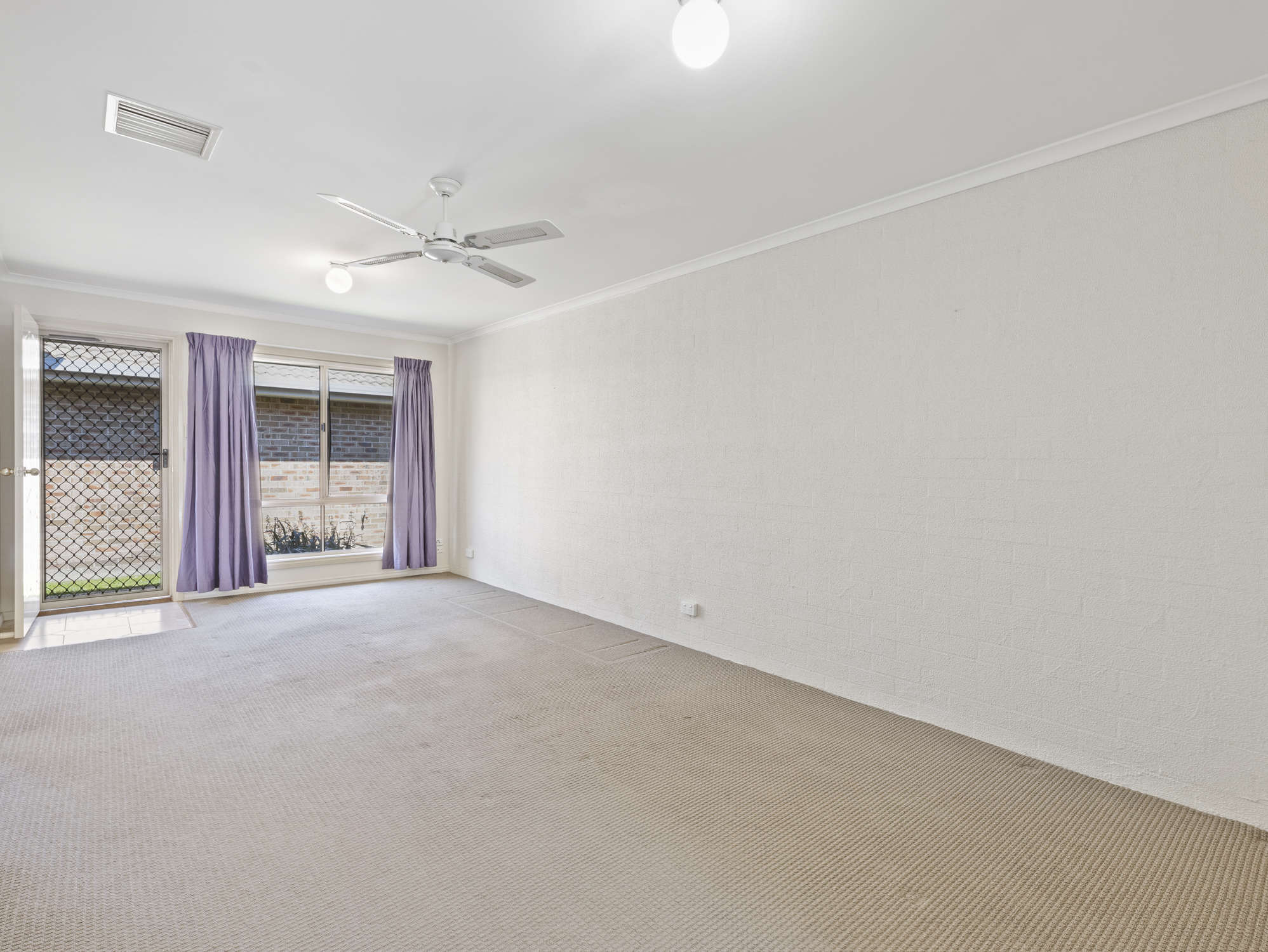 UNIT 8 478 BREEN ST, LAVINGTON NSW 2641, 0部屋, 0バスルーム, Unit