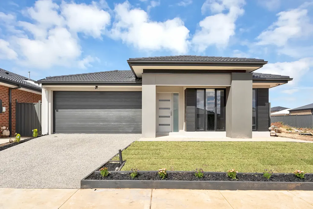 Stunning Home at 17 Bakanovi Drive, Truganina