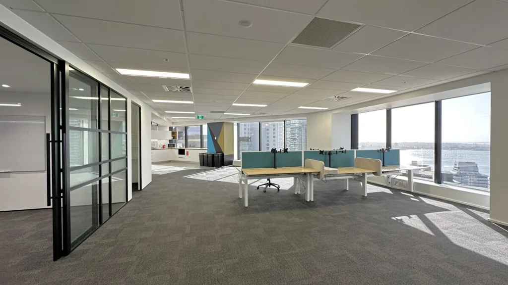 Auckland Central Furnished full floor with fantastic views - 125 Queen