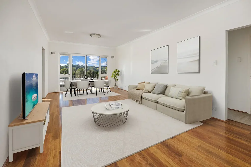 Three bedroom Apartment in Ideal Location and Private Outlook