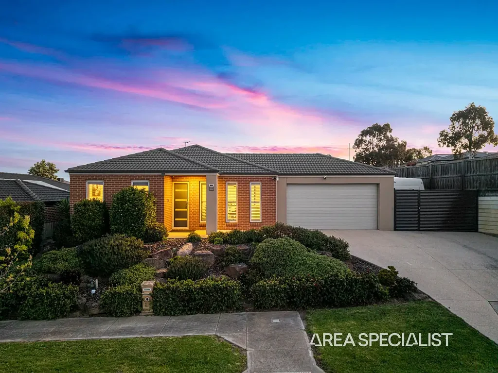 Pakenham 4ਬੈੱਡਰੂਮ The Brief: Space, Privacy & Versatile Family Living in Cardinia Lakes