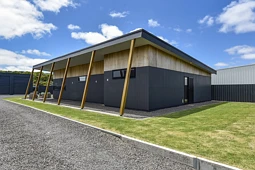 18 Mabel Street, Beachport