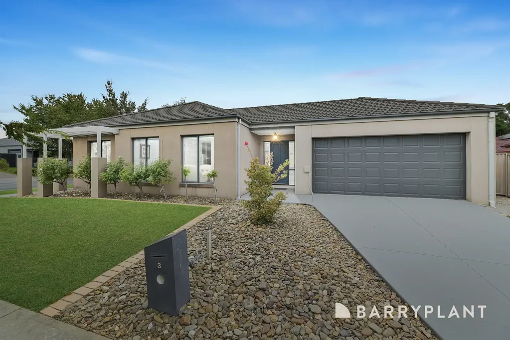 3 Fanfare Close, Berwick, VIC 3806