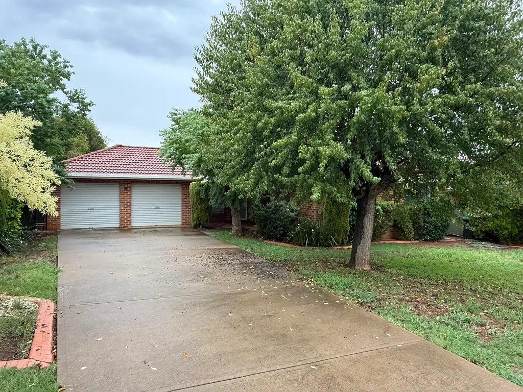 Parkes 3房  7 Cobden Place - A Smart Investment Opportunity