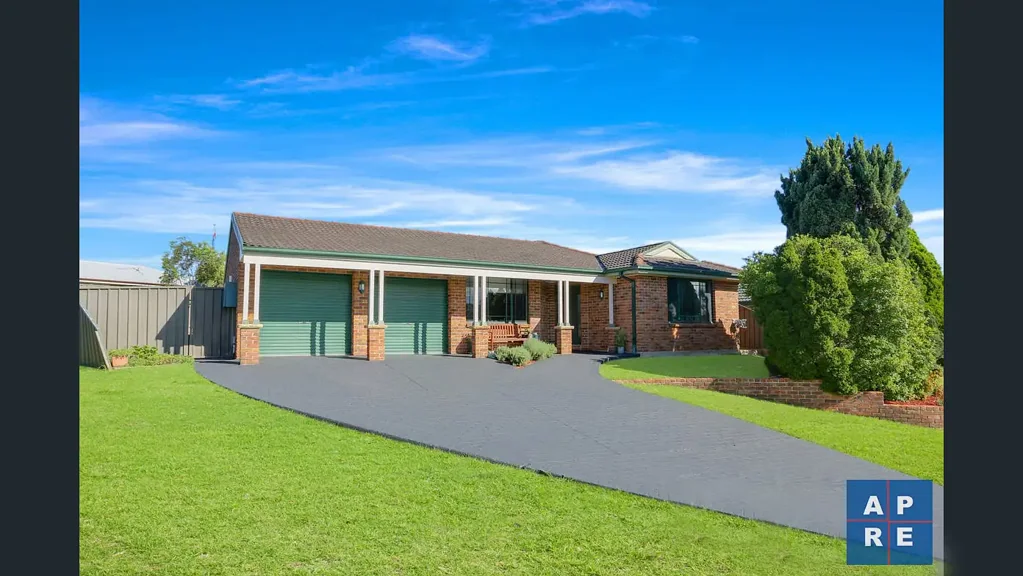 FAMILY HOME WITH THE LOT!