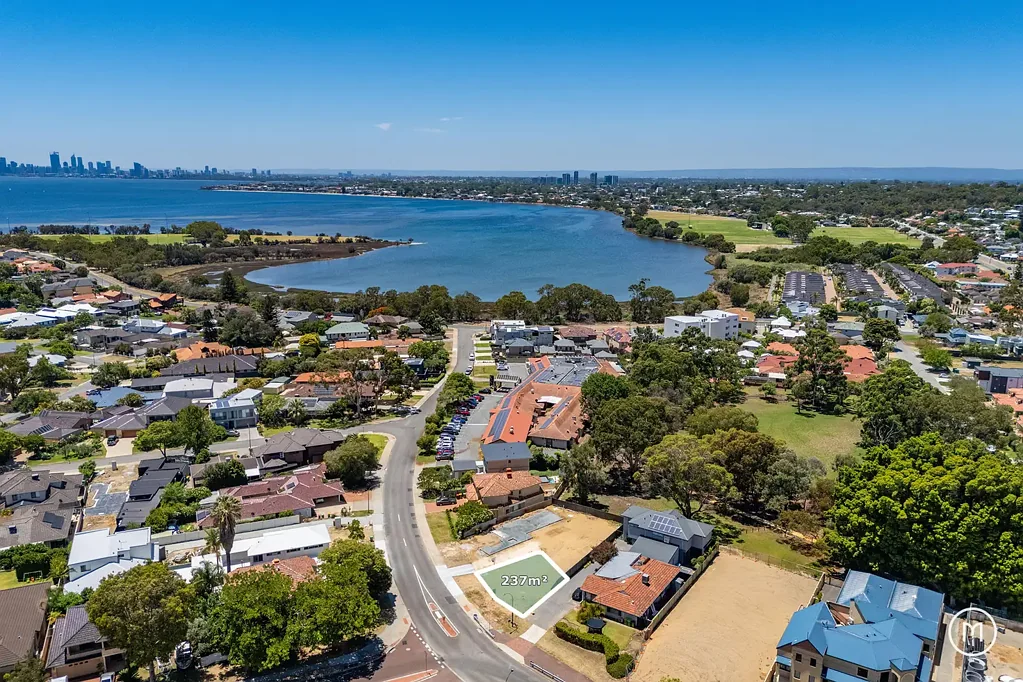 17A Hislop Road, Attadale, WA 6156