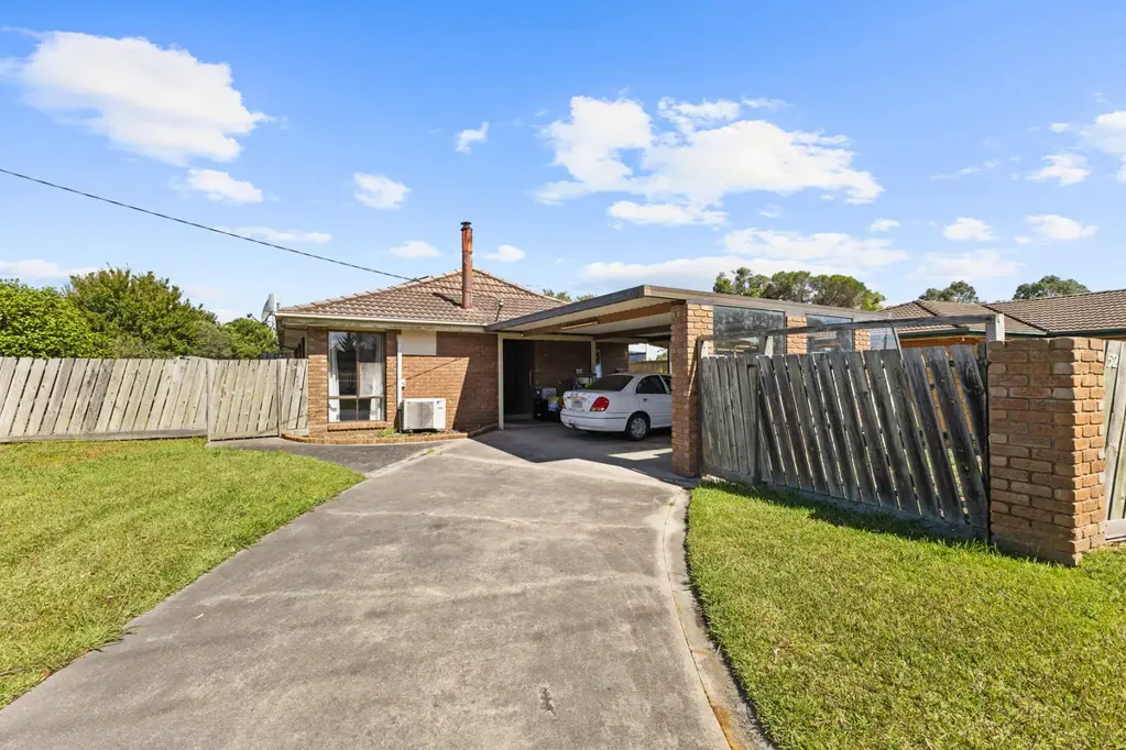 52 Traralgon-Maffra Road, Glengarry, VIC 3854