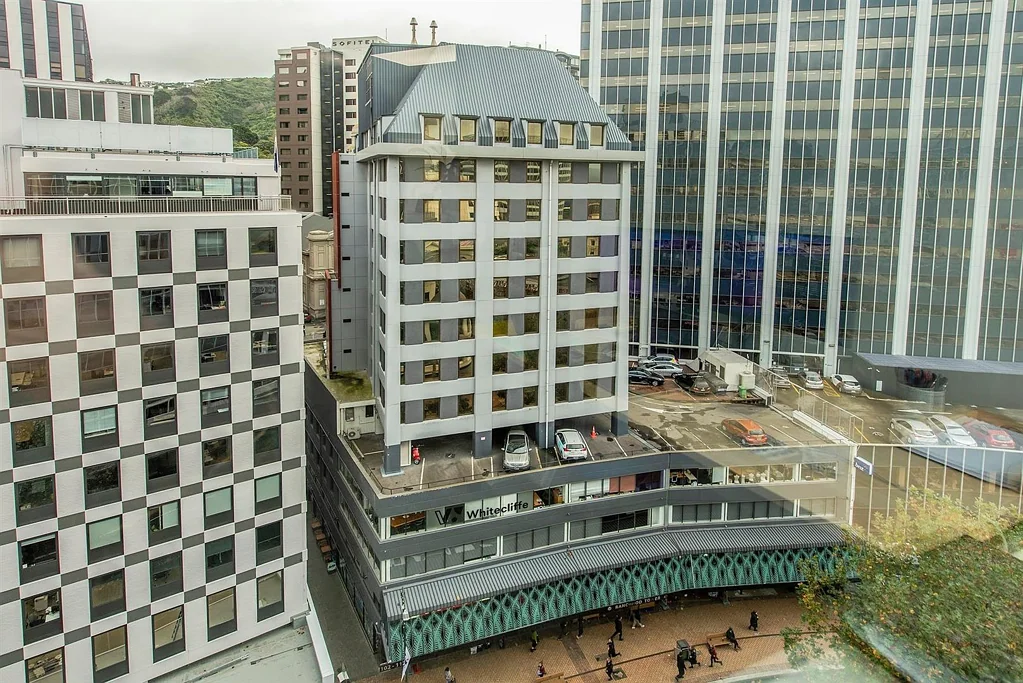 Wellington Central Partitioned Floor on Lambton Quay