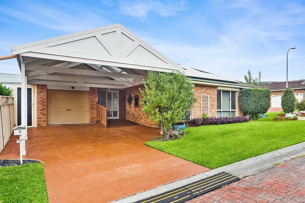 8 Weston Street, Albion Park, NSW 2527