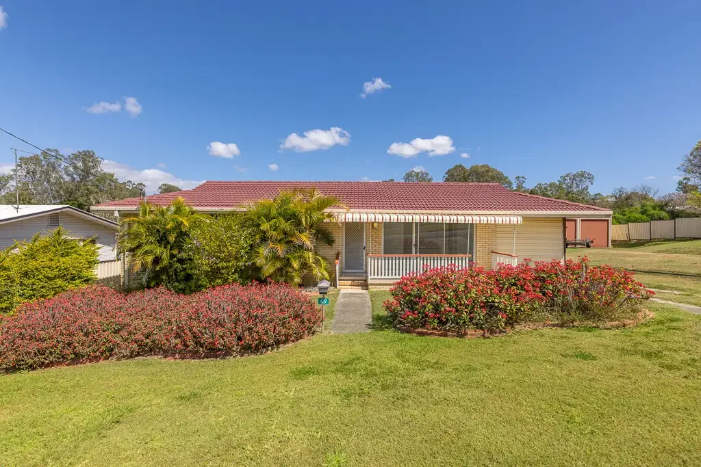 Kilcoy 3Kwarto First Time Offered in Over 55 Years | Ready to Move Straight In