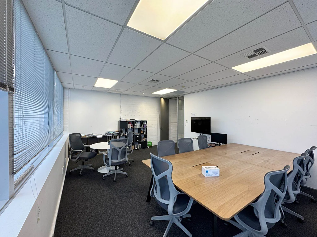 Rosedale MODERN LEVEL 1 ALBANY OFFICE
