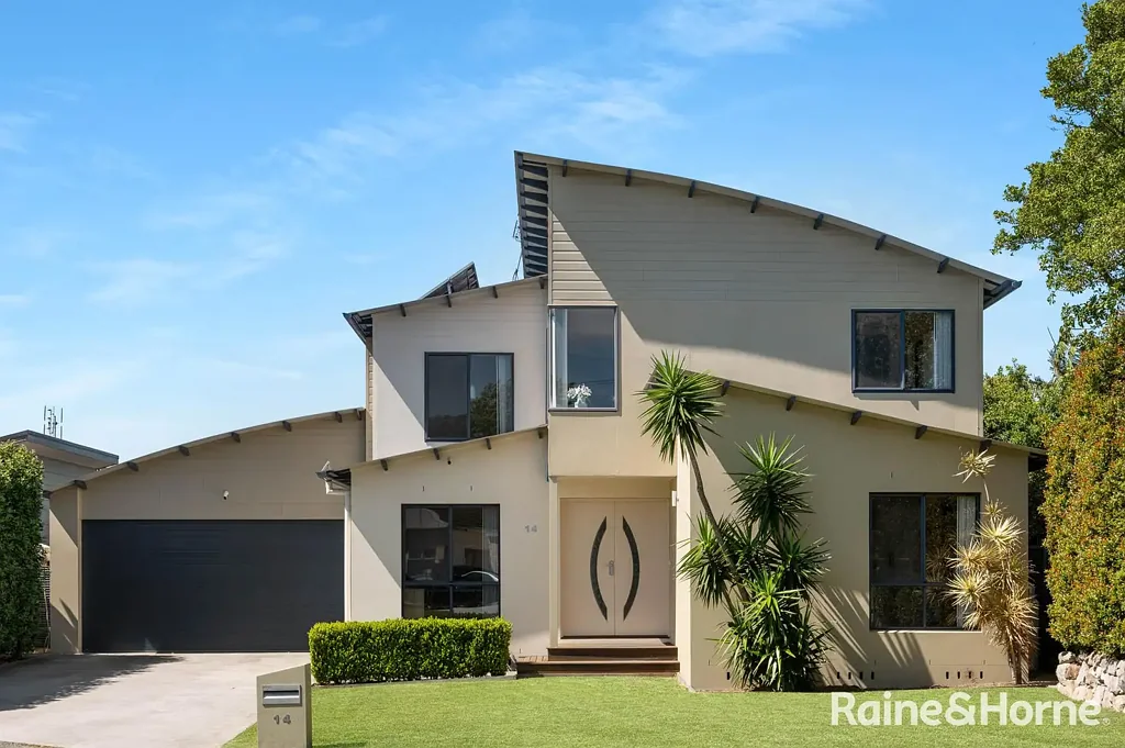 14 Lloyd Street, Shoalhaven Heads, NSW 2535
